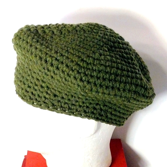 New Crocheted Soft Non-wool Unisex Beret Beanie Hat Handmade XL - Picture 1 of 7